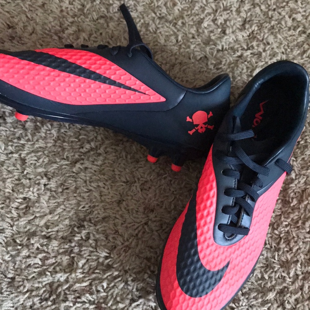 Nike women’s cleats